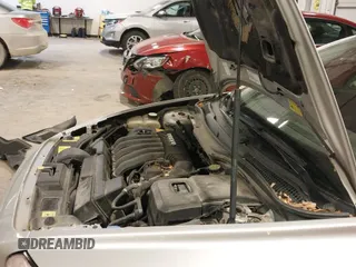 ✅ 2005 Volvo S40 • VIN: YV1MS382752059331 • Lot: 43807810. Wystawiony na IAAI z przebiegiem 136 788 mil. Bezpłatny archiwum sprzedaży aukcyjnych z USA i szczegółowy raport historii pojazdu na DreamBid. Zdjęcie 12.