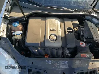 ✅ 2007 Volkswagen Rabbit • VIN: WVWBS71KX7W115045 • Лот: 86103934. Опубликован ранее на Copart с пробегом 166 588 миль. Бесплатный доступ к архиву аукционных продаж из США и подробный отчёт об истории автомобиля на DreamBid. Изображение 15.