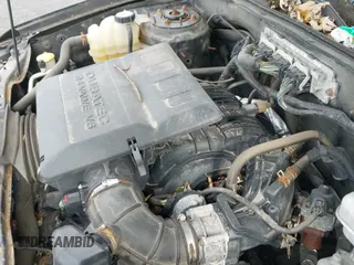 ✅ 2010 Ford Escape Limited • VIN: 1FMCU0EG5AKD38082 • Lot: 43631088. Listed on IAAI with 250,901 mi. Free auction sales archive from the USA and detailed vehicle history report at DreamBid. Image 12.