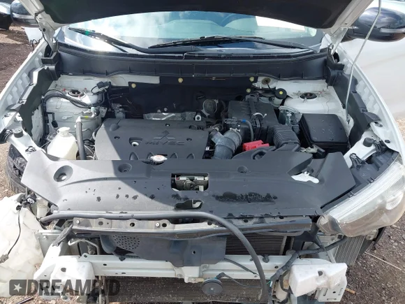 ✅ 2017 Mitsubishi Outlander ES • VIN: JA4AP3AU3HZ044515 • Lot: 45188860. Wystawiony na IAAI z przebiegiem 120 129 mil. Bezpłatny archiwum sprzedaży aukcyjnych z USA i szczegółowy raport historii pojazdu na DreamBid. Zdjęcie 10.
