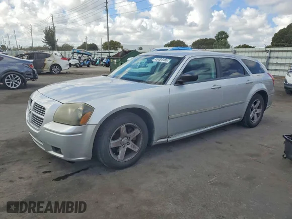✅ 2007 Dodge Magnum • VIN: 2D4FV47VX7H863188 • Lot: 45464486. Listed on Copart with 207,954 mi. Free auction sales archive from the USA and detailed vehicle history report at DreamBid. Image 1.