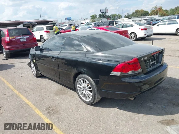 ✅ 2008 Volvo C70 • VIN: YV1MC67288J053368 • Лот: 43475405. Опубліковано раніше на IAAI з пробігом 126 774 миль. Безкоштовний доступ до архіву аукціонних продажів зі США та докладний звіт про історію автомобіля на DreamBid. Зображення 3.