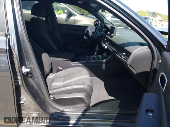 ✅ 2022 Honda Civic Sport • VIN: 2HGFE2F55NH603847 • Lot: 45256411. Wystawiony na IAAI z przebiegiem 52 478 mil. Bezpłatny archiwum sprzedaży aukcyjnych z USA i szczegółowy raport historii pojazdu na DreamBid. Zdjęcie 5.
