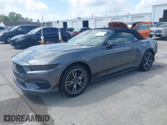 ✅ 2025 Ford Mustang EcoBoost Premium • VIN: 1FAGP8UH6S5119806 • Lot: 44684766. Wystawiony na IAAI z przebiegiem 4 599 mil. Bezpłatny archiwum sprzedaży aukcyjnych z USA i szczegółowy raport historii pojazdu na DreamBid. Zdjęcie 2.