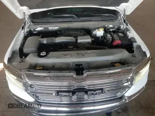 ✅ 2023 Ram 1500 Laramie • VIN: 1C6SRFJT5PN630644 • Lot: 90307105. Wystawiony na Copart z przebiegiem 32 490 mil. Bezpłatny archiwum sprzedaży aukcyjnych z USA i szczegółowy raport historii pojazdu na DreamBid. Zdjęcie 13.