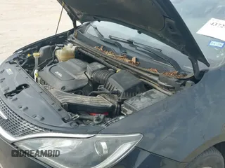 ✅ 2017 Chrysler Pacifica Limited • VIN: 2C4RC1GG3HR531363 • Lot: 43729611. Wystawiony na IAAI z przebiegiem 141 657 mil. Bezpłatny archiwum sprzedaży aukcyjnych z USA i szczegółowy raport historii pojazdu na DreamBid. Zdjęcie 19.