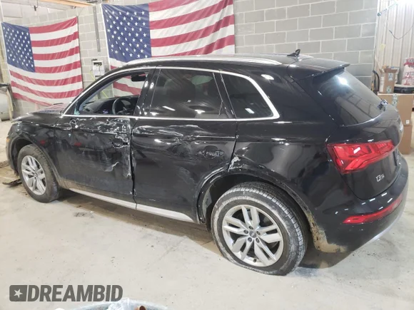 ✅ 2020 Audi Q5 Premium • VIN: WA1ANAFYXL2011437 • Лот: 45713283. Опубліковано раніше на Copart з пробігом 41 061 миль. Безкоштовний доступ до архіву аукціонних продажів зі США та докладний звіт про історію автомобіля на DreamBid. Зображення 2.