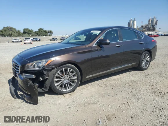 ✅ 2015 Hyundai Genesis 3.8L • VIN: KMHGN4JE8FU032015 • Лот: 68001495. Опубліковано раніше на Copart з пробігом 86 329 миль. Безкоштовний доступ до архіву аукціонних продажів зі США та докладний звіт про історію автомобіля на DreamBid. Зображення 1.