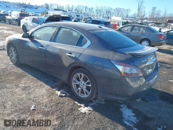 ✅ 2012 Nissan Maxima SV • VIN: 1N4AA5AP4CC822707 • Lot: 44273624. Wystawiony na IAAI z przebiegiem 242 189 mil. Bezpłatny archiwum sprzedaży aukcyjnych z USA i szczegółowy raport historii pojazdu na DreamBid. Zdjęcie 3.