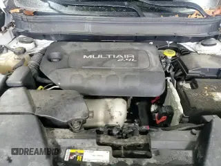 ✅ 2018 Jeep Cherokee Limited • VIN: 1C4PJMDB7JD610325 • Лот: 90279425. Опубликован ранее на Copart с пробегом 82 637 миль. Бесплатный доступ к архиву аукционных продаж из США и подробный отчёт об истории автомобиля на DreamBid. Изображение 17.