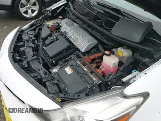 ✅ 2015 Toyota Prius Three • VIN: JTDZN3EU2FJ040590 • Lot: 43805952. Listed on IAAI with 309,507 mi. Free auction sales archive from the USA and detailed vehicle history report at DreamBid. Image 20.