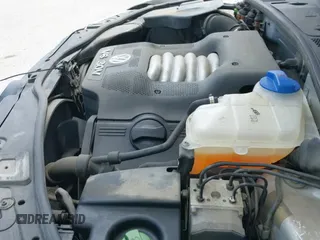 ✅ 2003 Volkswagen Passat GLX • VIN: WVWRH63B93P091717 • Lot: 42331907. Listed on IAAI with 259,059 mi. Free auction sales archive from the USA and detailed vehicle history report at DreamBid. Image 12.