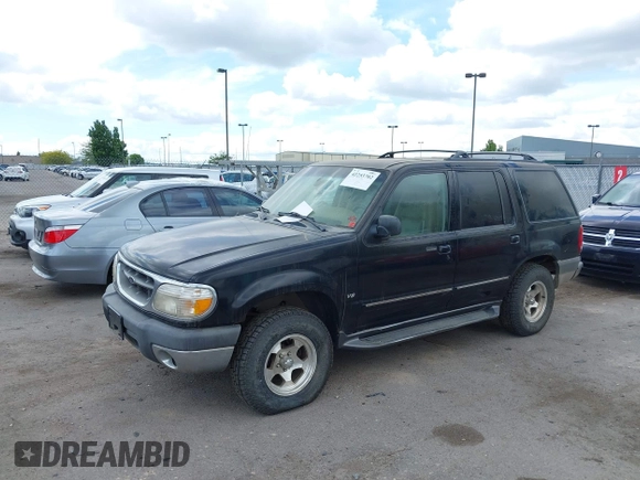 ✅ 1999 Ford Explorer XLT • VIN: 1FMZU35P8XZB06166 • Lot: 42253702. Wystawiony na IAAI z przebiegiem 233 876 mil. Bezpłatny archiwum sprzedaży aukcyjnych z USA i szczegółowy raport historii pojazdu na DreamBid. Zdjęcie 2.