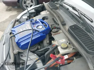 ✅ 2018 Ford C-Max Titanium • VIN: 1FADP5DU4JL105072 • Lot: 42110522. Wystawiony na IAAI z przebiegiem 93 176 mil. Bezpłatny archiwum sprzedaży aukcyjnych z USA i szczegółowy raport historii pojazdu na DreamBid. Zdjęcie 19.