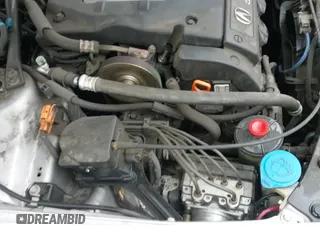 ✅ 2001 Acura CL • VIN: 19UYA42421A034963 • Lot: 42091143. Wystawiony na IAAI z przebiegiem 134 513 mil. Bezpłatny archiwum sprzedaży aukcyjnych z USA i szczegółowy raport historii pojazdu na DreamBid. Zdjęcie 13.