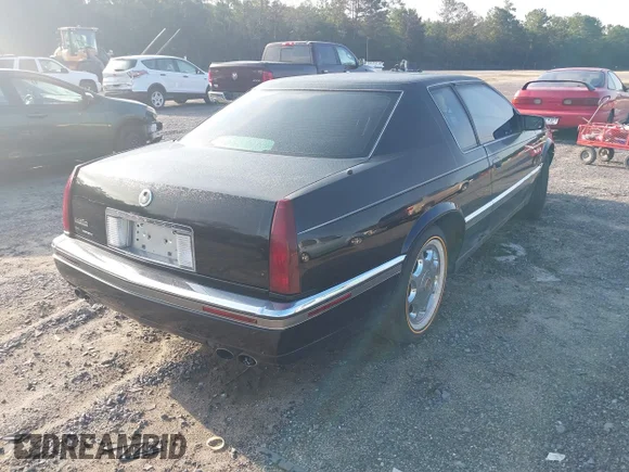 ✅ 1994 Cadillac Eldorado • VIN: 1G6EL12Y0RU611712 • Lot: 42780821. Wystawiony na IAAI z przebiegiem 86 121 mil. Bezpłatny archiwum sprzedaży aukcyjnych z USA i szczegółowy raport historii pojazdu na DreamBid. Zdjęcie 4.