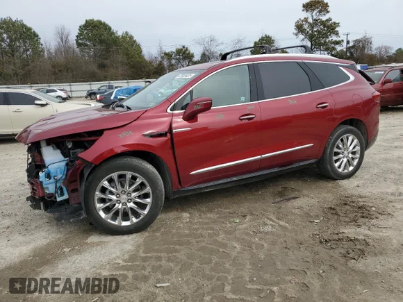 ✅ 2021 Buick Enclave Premium • VIN: 5GAEVBKW9MJ199099 • Лот: 47920425. Опубліковано раніше на Copart з пробігом 28 901 миль. Безкоштовний доступ до архіву аукціонних продажів зі США та докладний звіт про історію автомобіля на DreamBid. Зображення 1.