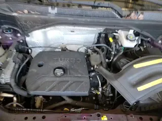 ✅ 2020 Buick Encore GX Preferred • VIN: KL4MMCSL3LB117038 • Lot: 84951495. Wystawiony na Copart z przebiegiem 60 027 mil. Bezpłatny archiwum sprzedaży aukcyjnych z USA i szczegółowy raport historii pojazdu na DreamBid. Zdjęcie 14.