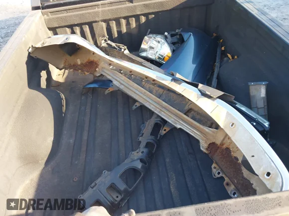 ✅ 2010 Toyota Tundra • VIN: 5TFRY5F15AX075878 • Lot: 44149297. Wystawiony na IAAI z przebiegiem 247 807 mil. Bezpłatny archiwum sprzedaży aukcyjnych z USA i szczegółowy raport historii pojazdu na DreamBid. Zdjęcie 12.