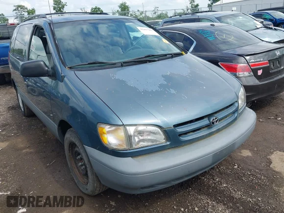 ✅ 2000 Toyota Sienna LE • VIN: 4T3ZF13C2YU215548 • Лот: 42417282. Опубліковано раніше на IAAI з пробігом 182 039 миль. Безкоштовний доступ до архіву аукціонних продажів зі США та докладний звіт про історію автомобіля на DreamBid. Зображення 1.