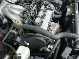 ✅ 2001 Lexus ES 300 • VIN: JT8BF28G815107613 • Lot: 42954046. Wystawiony na IAAI z przebiegiem 189 248 mil. Bezpłatny archiwum sprzedaży aukcyjnych z USA i szczegółowy raport historii pojazdu na DreamBid. Zdjęcie 19.