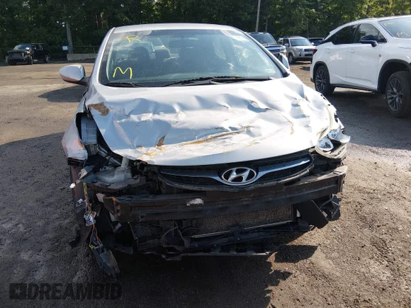 ✅ 2011 Hyundai Elantra GLS • VIN: 5NPDH4AE9BH009832 • Лот: 45233216. Опубліковано раніше на IAAI з пробігом 150 168 миль. Безкоштовний доступ до архіву аукціонних продажів зі США та докладний звіт про історію автомобіля на DreamBid. Зображення 6.
