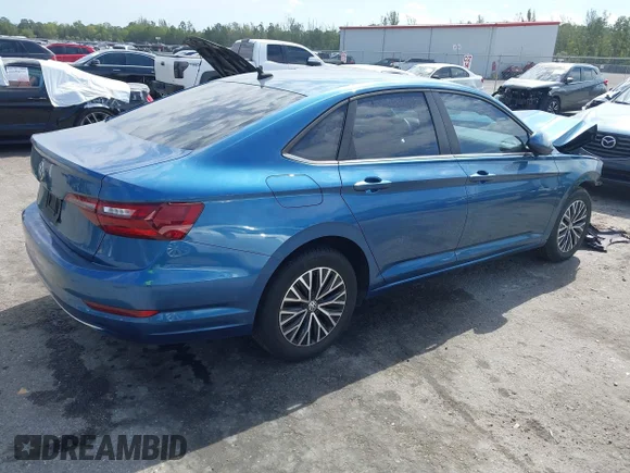 ✅ 2021 Volkswagen Jetta S • VIN: 3VWC57BU6MM001788 • Lot: 44482036. Wystawiony na IAAI z przebiegiem 66 994 mil. Bezpłatny archiwum sprzedaży aukcyjnych z USA i szczegółowy raport historii pojazdu na DreamBid. Zdjęcie 4.