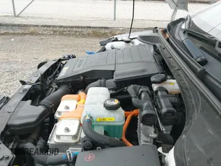 ✅ 2018 Hyundai Ioniq Limited • VIN: KMHC05LC3JU073109 • Lot: 41625293. Wystawiony na IAAI z przebiegiem 69 415 mil. Bezpłatny archiwum sprzedaży aukcyjnych z USA i szczegółowy raport historii pojazdu na DreamBid. Zdjęcie 20.