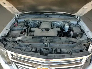 ✅ 2018 Chevrolet Tahoe Premier • VIN: 1GNSCCKC7JR324575 • Lot: 90868535. Wystawiony na Copart z przebiegiem 71 649 mil. Bezpłatny archiwum sprzedaży aukcyjnych z USA i szczegółowy raport historii pojazdu na DreamBid. Zdjęcie 17.