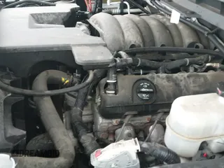 ✅ 2018 Chevrolet Silverado 1500 LT • VIN: 1GCVKREC8JZ143508 • Lot: 43683355. Wystawiony na IAAI z przebiegiem 54 634 mil. Bezpłatny archiwum sprzedaży aukcyjnych z USA i szczegółowy raport historii pojazdu na DreamBid. Zdjęcie 20.