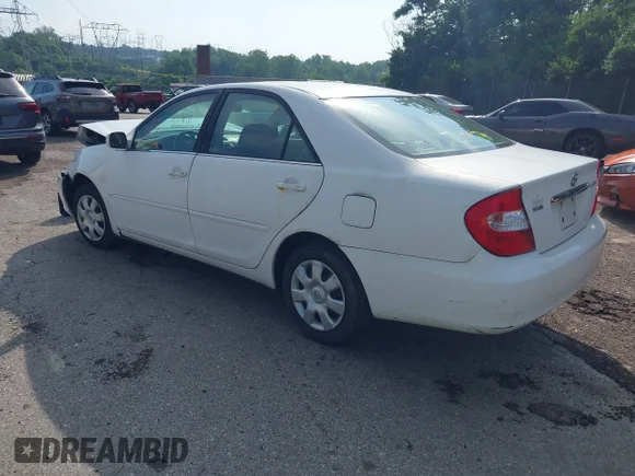 ✅ 2004 Toyota Camry LE • VIN: 4T1BE32K44U264746 • Lot: 45362052. Listed on IAAI with Not provided. Free auction sales archive from the USA and detailed vehicle history report at DreamBid. Image 3.