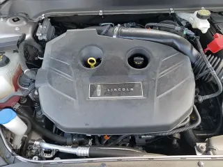 ✅ 2020 Lincoln MKZ Reserve • VIN: 3LN6L5E94LR609226 • Лот: 70530155. Опубликован ранее на Copart с пробегом 28 561 миль. Бесплатный доступ к архиву аукционных продаж из США и подробный отчёт об истории автомобиля на DreamBid. Изображение 15.