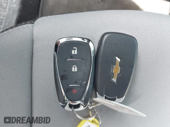 ✅ 2020 Chevrolet Equinox LS • VIN: 3GNAXSEV8LS724684 • Lot: 45387536. Wystawiony na IAAI z przebiegiem 67 817 mil. Bezpłatny archiwum sprzedaży aukcyjnych z USA i szczegółowy raport historii pojazdu na DreamBid. Zdjęcie 11.