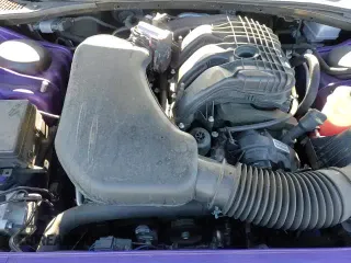 ✅ 2023 Dodge Challenger GT • VIN: 2C3CDZJG4PH685535 • Lot: 85282305. Wystawiony na Copart z przebiegiem 18 482 mil. Bezpłatny archiwum sprzedaży aukcyjnych z USA i szczegółowy raport historii pojazdu na DreamBid. Zdjęcie 15.