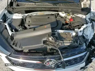 ✅ 2022 Buick Envision Essence • VIN: LRBFZNR46ND070085 • Lot: 64579395. Wystawiony na Copart z przebiegiem 58 898 mil. Bezpłatny archiwum sprzedaży aukcyjnych z USA i szczegółowy raport historii pojazdu na DreamBid. Zdjęcie 16.