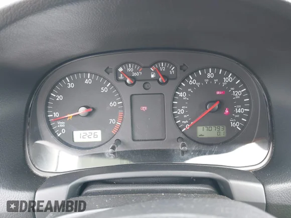 ✅ 2003 Volkswagen Golf GTI • VIN: 9BWDE61J034018546 • Лот: 45509621. Опубликован ранее на IAAI с пробегом 170 793 миль. Бесплатный доступ к архиву аукционных продаж из США и подробный отчёт об истории автомобиля на DreamBid. Изображение 7.