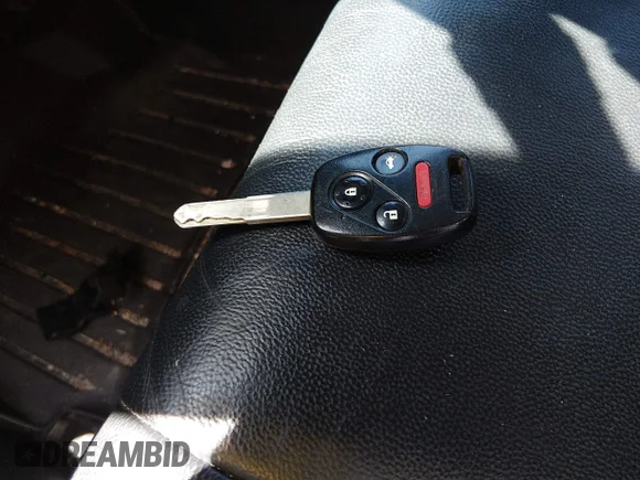 ✅ 2012 Honda Accord EX-L • VIN: 1HGCS2B84CA011556 • Lot: 45307380. Listed on IAAI with 55,193 mi. Free auction sales archive from the USA and detailed vehicle history report at DreamBid. Image 11.