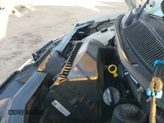 ✅ 2023 GMC Savana LS • VIN: 1GJZ7NFP4P1101463 • Лот: 43651526. Опубликован ранее на IAAI с пробегом 233 699 миль. Бесплатный доступ к архиву аукционных продаж из США и подробный отчёт об истории автомобиля на DreamBid. Изображение 18.