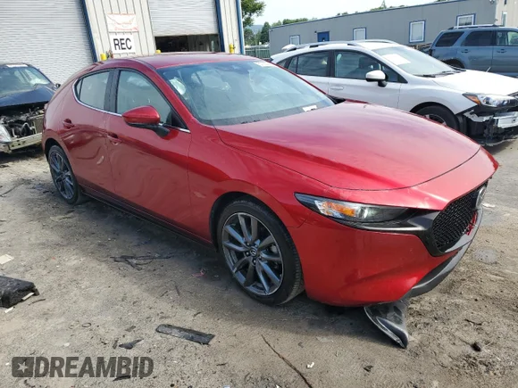 ✅ 2019 Mazda 3 • VIN: JM1BPBJM9K1140773 • Лот: 57002824. Опубликован ранее на Copart с пробегом 76 804 миль. Бесплатный доступ к архиву аукционных продаж из США и подробный отчёт об истории автомобиля на DreamBid. Изображение 4.