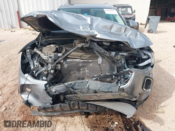 ✅ 2023 Buick Envision Avenir • VIN: LRBFZRR42PD065685 • Lot: 44218973. Wystawiony na IAAI z przebiegiem 31 581 mil. Bezpłatny archiwum sprzedaży aukcyjnych z USA i szczegółowy raport historii pojazdu na DreamBid. Zdjęcie 6.