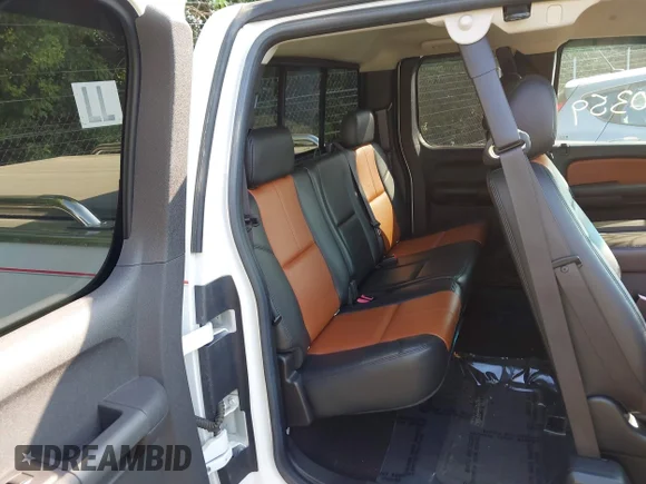 ✅ 2009 GMC Sierra 1500 • VIN: 2GTEK39J491128384 • Lot: 42800359. Wystawiony na IAAI z przebiegiem 89 611 mil. Bezpłatny archiwum sprzedaży aukcyjnych z USA i szczegółowy raport historii pojazdu na DreamBid. Zdjęcie 8.