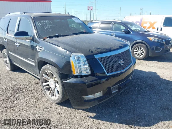 ✅ 2014 Cadillac Escalade Platinum • VIN: 1GYS4DEF9ER110981 • Lot: 43652671. Wystawiony na IAAI z przebiegiem 130 750 mil. Bezpłatny archiwum sprzedaży aukcyjnych z USA i szczegółowy raport historii pojazdu na DreamBid. Zdjęcie 6.