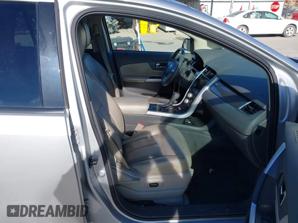 ✅ 2014 Ford Edge SEL • VIN: 2FMDK3JC1EBB54546 • Lot: 43998895. Wystawiony na IAAI z przebiegiem 141 704 mil. Bezpłatny archiwum sprzedaży aukcyjnych z USA i szczegółowy raport historii pojazdu na DreamBid. Zdjęcie 5.