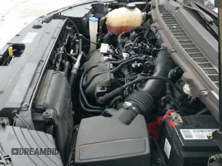 ✅ 2018 Ford Edge Titanium • VIN: 2FMPK3K94JBB06274 • Lot: 43493900. Wystawiony na IAAI z przebiegiem 117 198 mil. Bezpłatny archiwum sprzedaży aukcyjnych z USA i szczegółowy raport historii pojazdu na DreamBid. Zdjęcie 19.