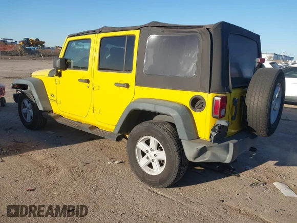 ✅ 2008 Jeep Wrangler Unlimited X • VIN: 1J4GB39118L563682 • Lot: 41765503. Wystawiony na IAAI z przebiegiem 195 683 mil. Bezpłatny archiwum sprzedaży aukcyjnych z USA i szczegółowy raport historii pojazdu na DreamBid. Zdjęcie 3.
