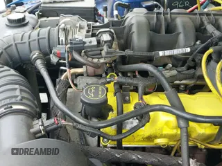 ✅ 2007 Ford Mustang Deluxe • VIN: 1ZVFT84N575262368 • Lot: 42367116. Listed on IAAI with 121,069 mi. Free auction sales archive from the USA and detailed vehicle history report at DreamBid. Image 16.