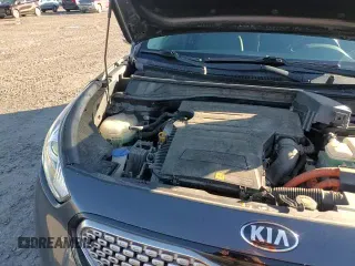 ✅ 2018 Kia Niro EX • VIN: KNDCC3LC9J5137325 • Lot: 91122505. Listed on Copart with 88,846 mi. Free auction sales archive from the USA and detailed vehicle history report at DreamBid. Image 16.