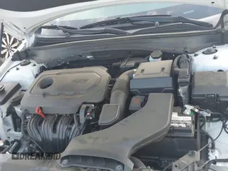 ✅ 2018 Kia Optima LX • VIN: 5XXGT4L31JG247773 • Lot: 42644917. Wystawiony na IAAI z przebiegiem 66 300 mil. Bezpłatny archiwum sprzedaży aukcyjnych z USA i szczegółowy raport historii pojazdu na DreamBid. Zdjęcie 20.