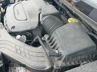 ✅ 2021 Chrysler Pacifica Limited • VIN: 2C4RC3GG8MR600117 • Lot: 42274698. Listed on IAAI with 35,829 mi. Free auction sales archive from the USA and detailed vehicle history report at DreamBid. Image 19.