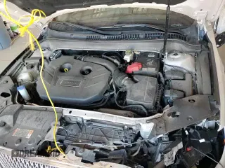 ✅ 2020 Lincoln MKZ Reserve • VIN: 3LN6L5E9XLR611689 • Lot: 70320825. Listed on Copart with 32,469 mi. Free auction sales archive from the USA and detailed vehicle history report at DreamBid. Image 13.